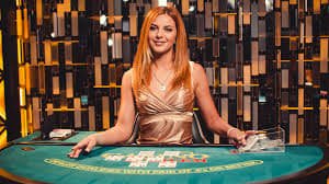 Live Dealer Baccarat နှင့် Blackjack ကတ်ဂိမ်းများကို professional dealers များနှင့် HD streaming ဖြင့် ကစားပါ